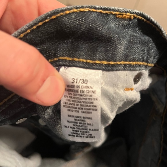 STUNNING CANADIAN TUXEDO - Picture 9 of 13